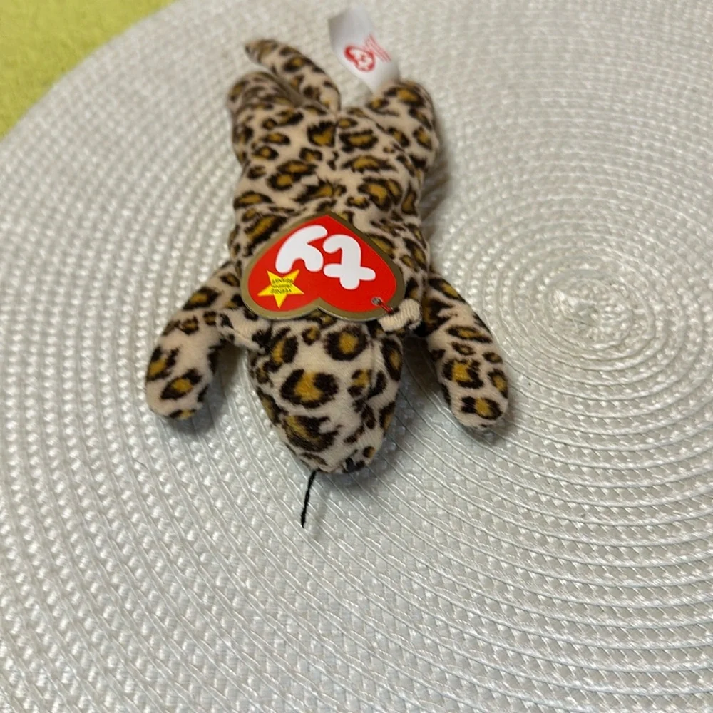 Ty freckles leopard